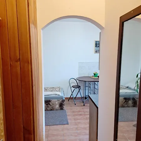 Alena - Apartmán *