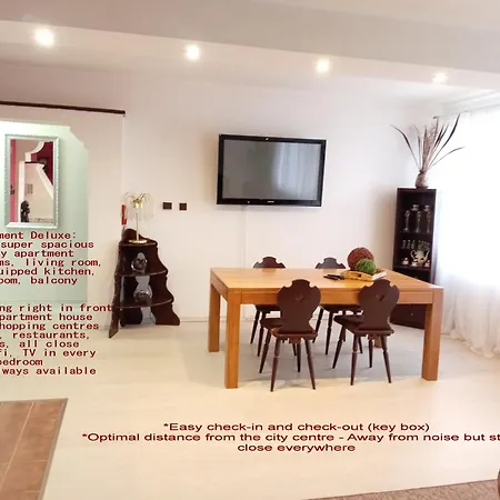 Alena - * 卡罗维发利